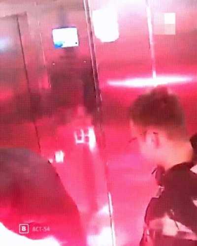 Flare 🅱️oint gone right.