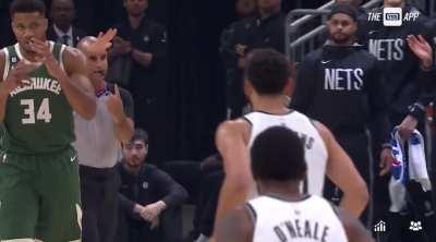 [Highlight] Ben Simmons gets a delayed Technical Foul