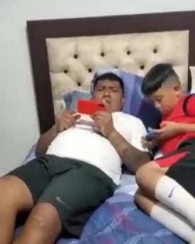 CINTYA HOY ES NOCHE DE FREE FIRE