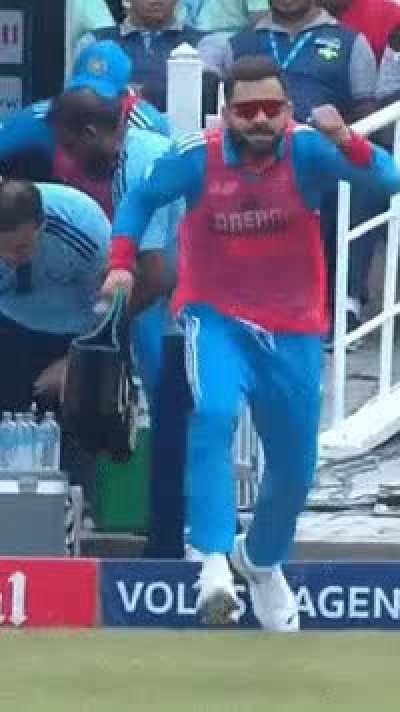 The only guy to take a wicket in 0th ball of his career