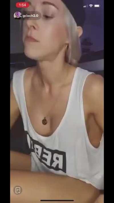 Gorgeous Babe Downblouse and Nipslip