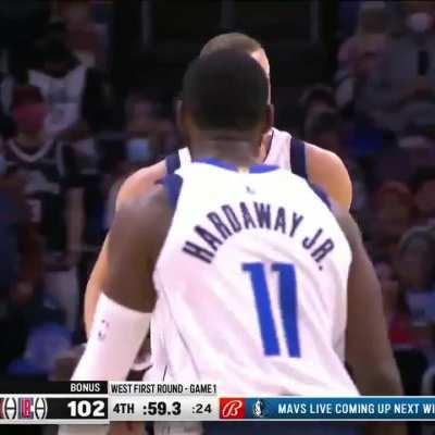 [Highlight] Porzingis throws down the big jam to extend the lead to 7 with 58 seconds to go