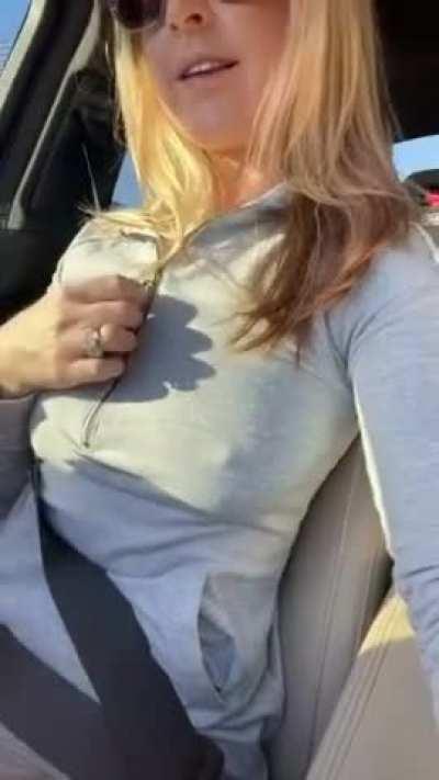 Perfect dress to go braless ;)