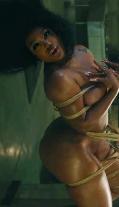 SZA in 'kill Bill' [Brightened]