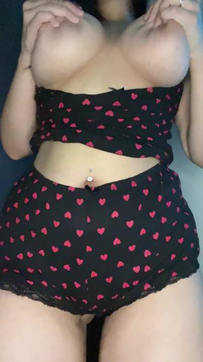 I wanna feel your glaze all over my 19 year olds