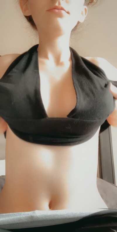 I rly like this outfit but it’s also fun to take off ;)