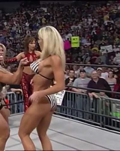Torrie Wilson special ref WCW