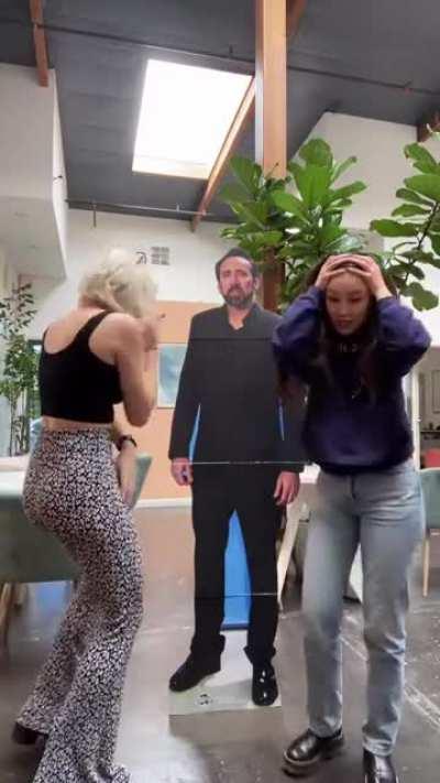 TikTok 11.29.21 (No Logo)