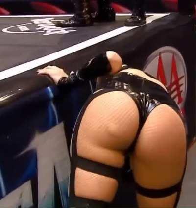Scarlett Bordeaux