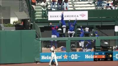 [Highlight] Patrick Wisdom hits a 2 run shot into the bullpen because that's just what he do