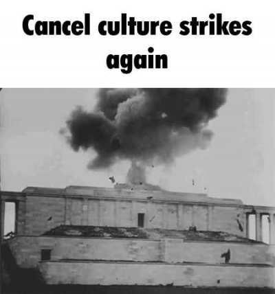 literally jojo siwas 1969!!!! 😡😡😡😡🙄🙄🙄🙄