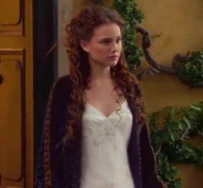 Natalie Portman - Star Wars Episode II: Attack Of The Clones (2002)