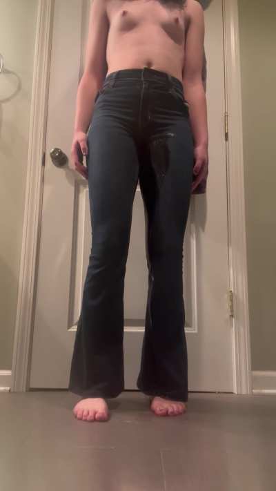 Pissing in my tight jeans