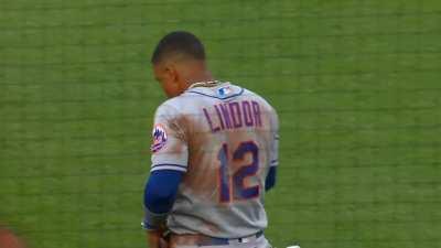 [Highlight] [Highlight] Francisco Lindor is picked off at third while already in scoring position with Pete Alonso at the plate.