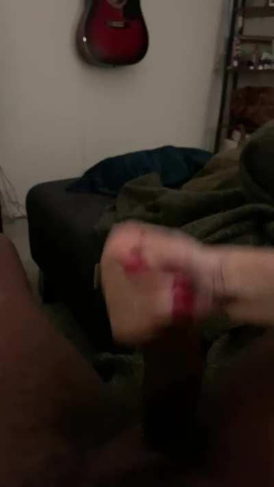 Don’t you just love pretty nails on a BBC? 🍆💅🏼