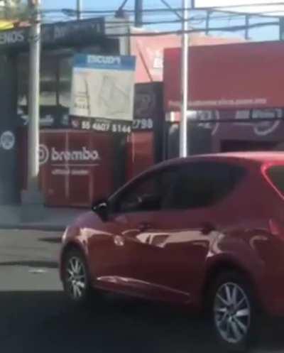 No hay quinto malo. Vuelven a madrear a Adame después del cuarto altercado sucedido el año pasado.