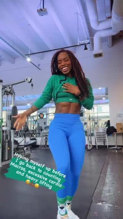 Bryony Sunny Brown (@officiallysunnyb)