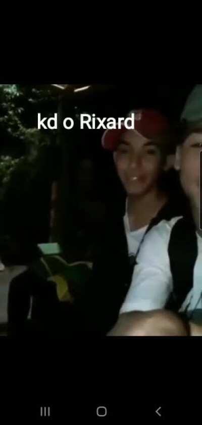 O título foi procurar o Rixard