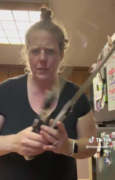 What color lightsaber tongs would you have?