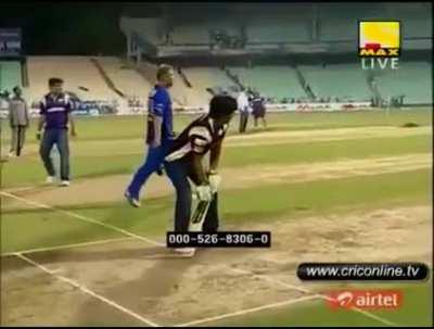 SRK bashing Shane Warne and Gavaskar