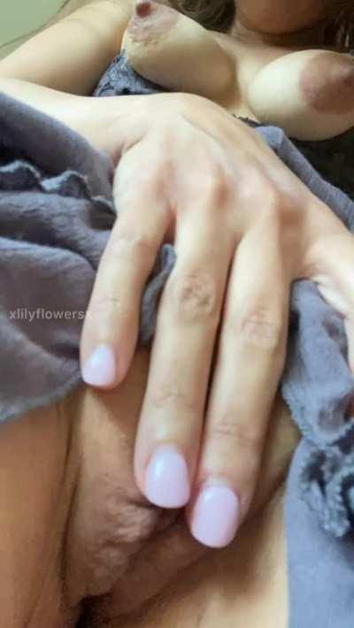 Am I a mom you would like to fuck?