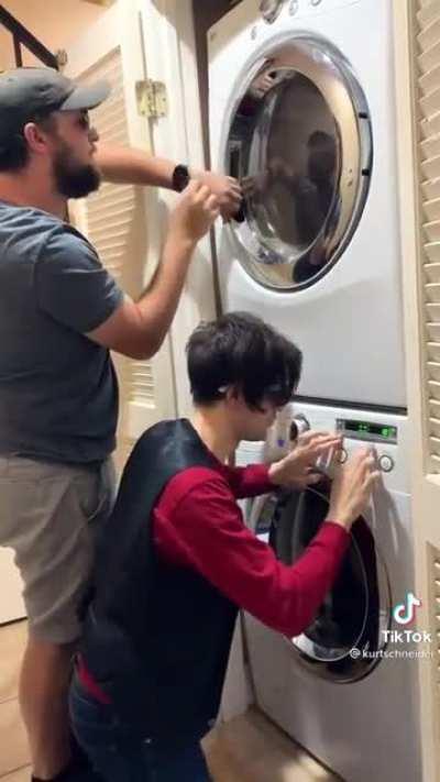 I just got rickroled by washing machines