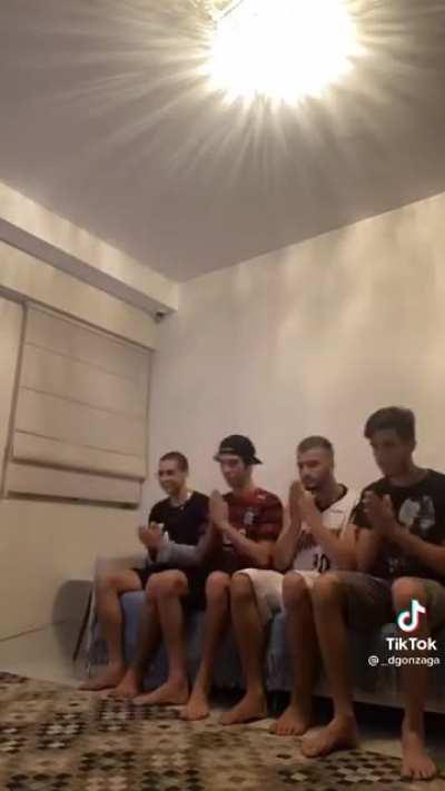 Slk (sou novo aqui no reddit,espero que o Renan veja isso)