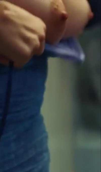 Best pair of twins in the business