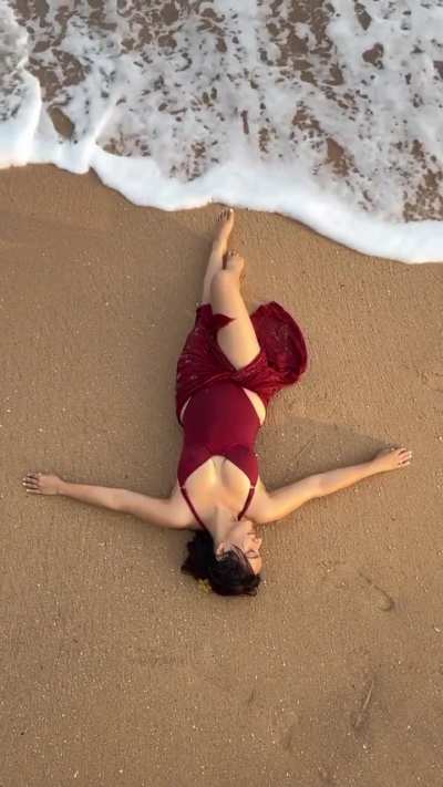 Neha Sharma can take of Morning Wood