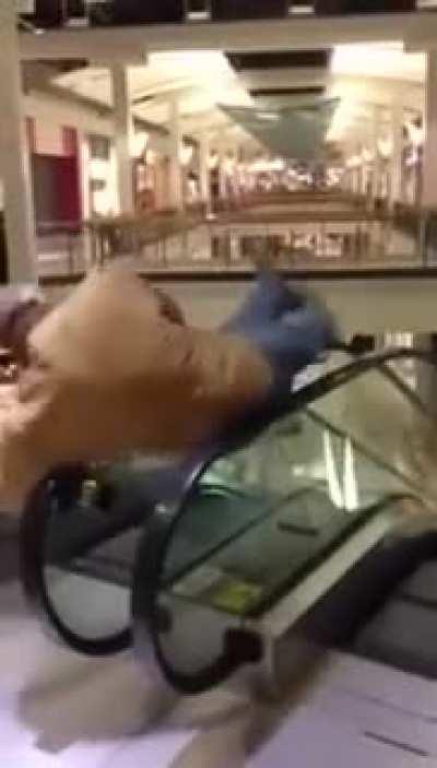 WCGW trying to go down an escalator with your back