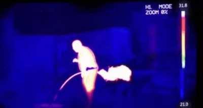 fOrEiGn SpY cAuGhT uSiNg ChEmIcAl WaRfARe In ThE NiGhT.