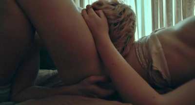 Imogen Poots in Mobile Homes (2017)