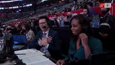 [Highlight] Ty Lue haves fun with nervous sidelines reporter Kristina Pink who has to fill in as the color analyst on todays broadcast