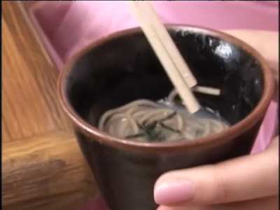 Hizaki Touko Eats Cum Ramen 