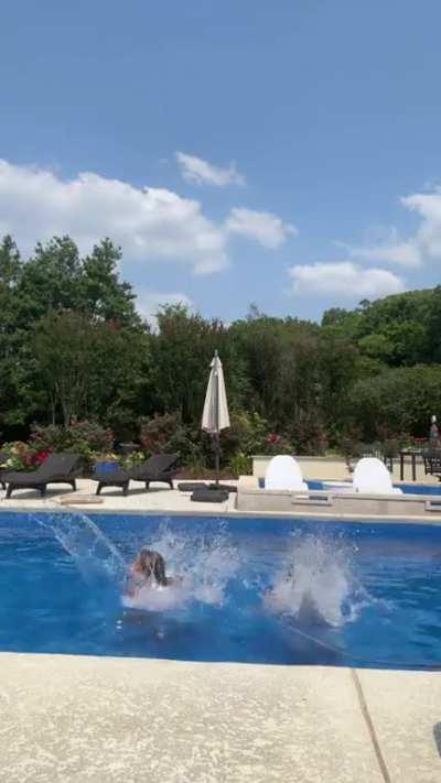 College Friends (IUTR)