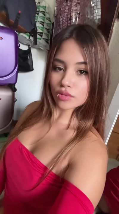 19f adorable enough to make u smile?