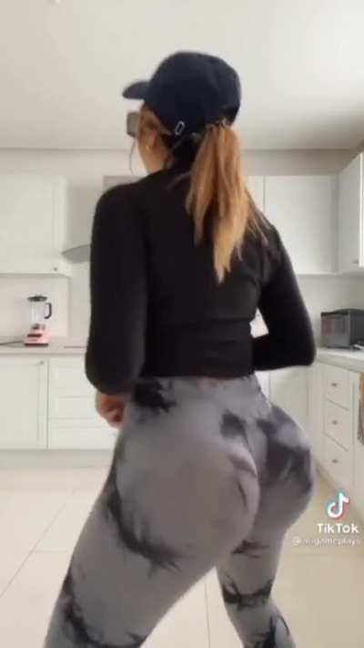 AriGameplays1998 - Video #8481