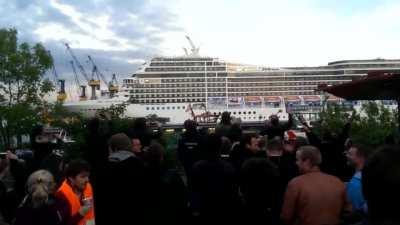 Cruise ship honking 7 Nation Army ...