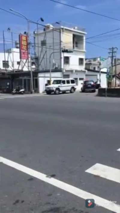 To apprehended the suspect