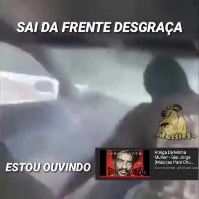 Se não sair da frente eu atropelo 😠😠 (original)