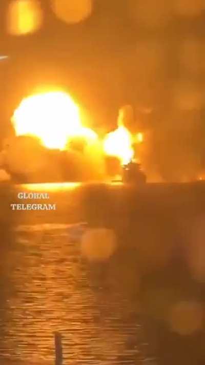 Turkish Sailors document American airstrikes on Yemen