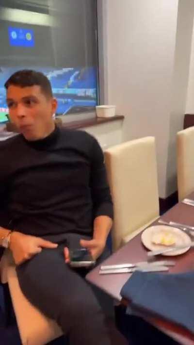 O que esse homem vai pagar de faculdade de medicina é brincadeira, ele não aguenta mais essa mulher