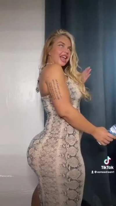 Esmee (@esmeedream)