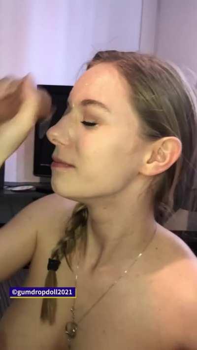 Who wants this super sexy threesome video? On sale now for only £10 and it’s over 15 minutes of mfm fun👅💦