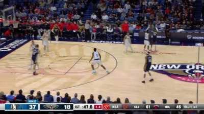 [Highlight] Kira Lewis Jr pulls off last second deep 3 from the logo