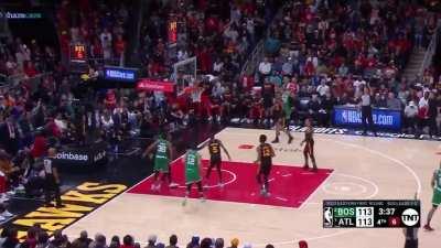 [Highlight] Al Horford gives the Celtics the lead !