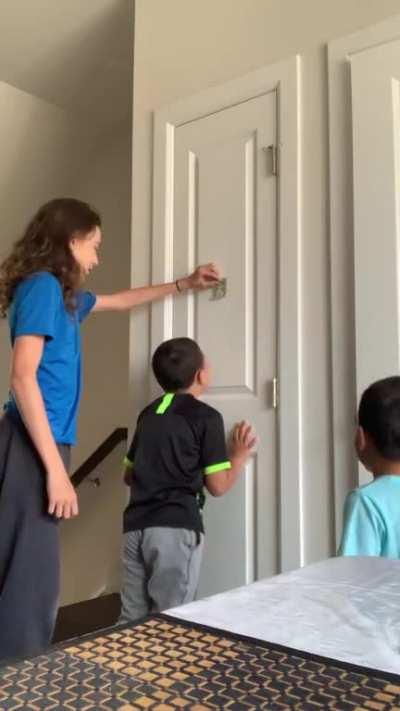 (Sound on) my friend sent me this and oh boy did I laugh