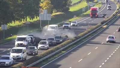 Idiot in highway, also big save from Audi Q8