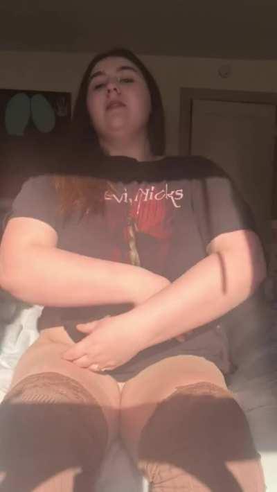 can I interest you in some triple Ds and thick thighs?