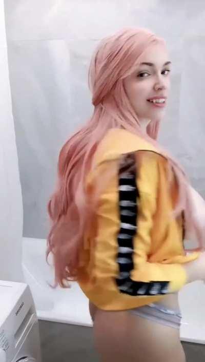 That yellow hide a Lot 💛 A surprise waiting you In comment bellow 💥👇👇